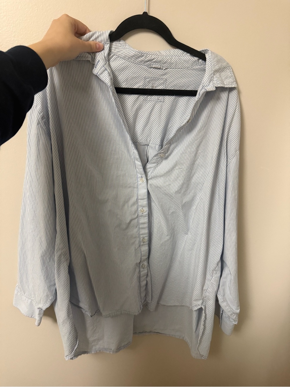 American Eagle (aerie) Light Blue Pinstripe Button-Down Shirt